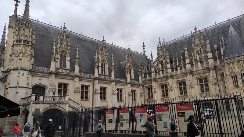 Rouen-13