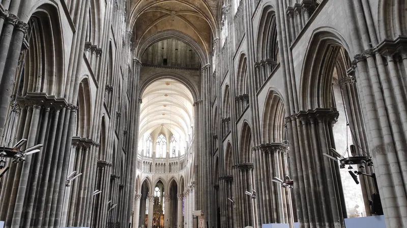 Rouen-18