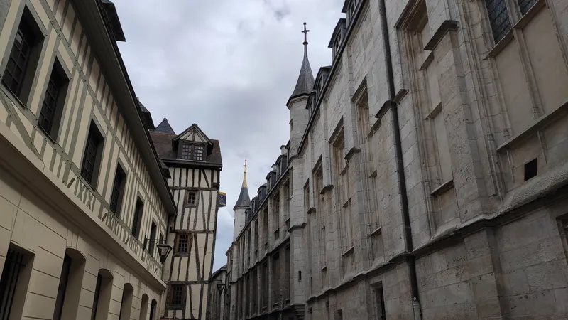 Rouen-23